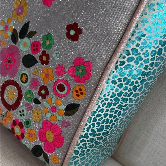 Consuela Silver Floral Tote Bag - Picture 2 of 5